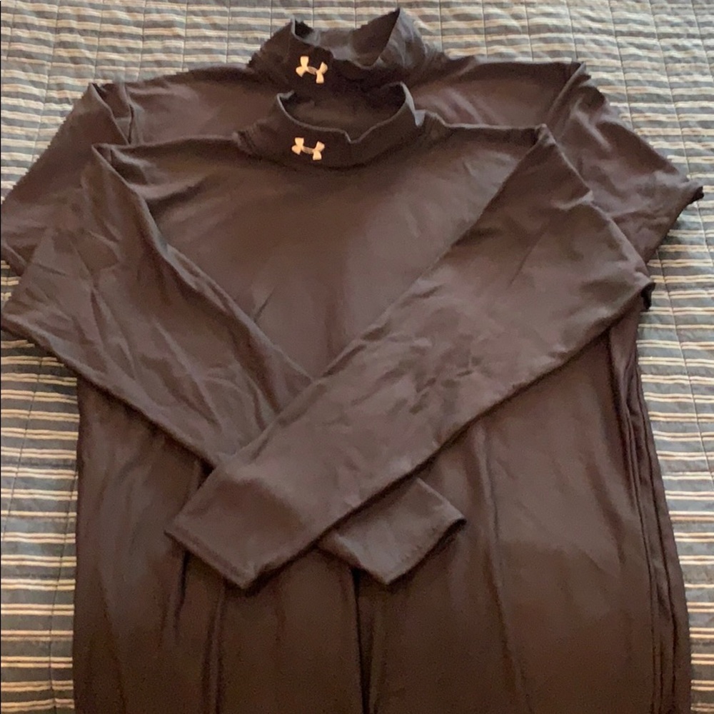 2 under armour cold gear under shirts